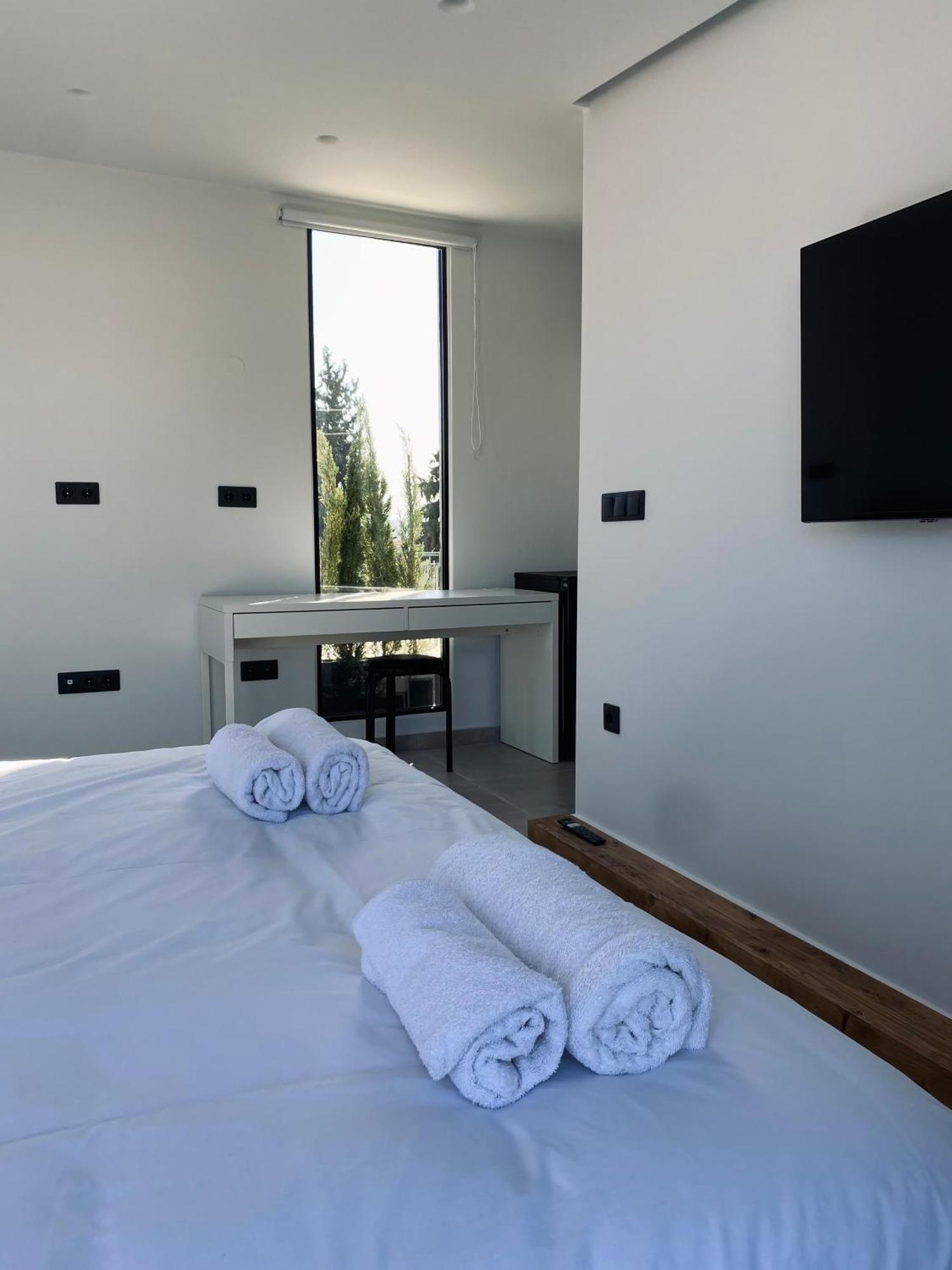 Apartamento Hyperion Penthouse Patras Exterior foto