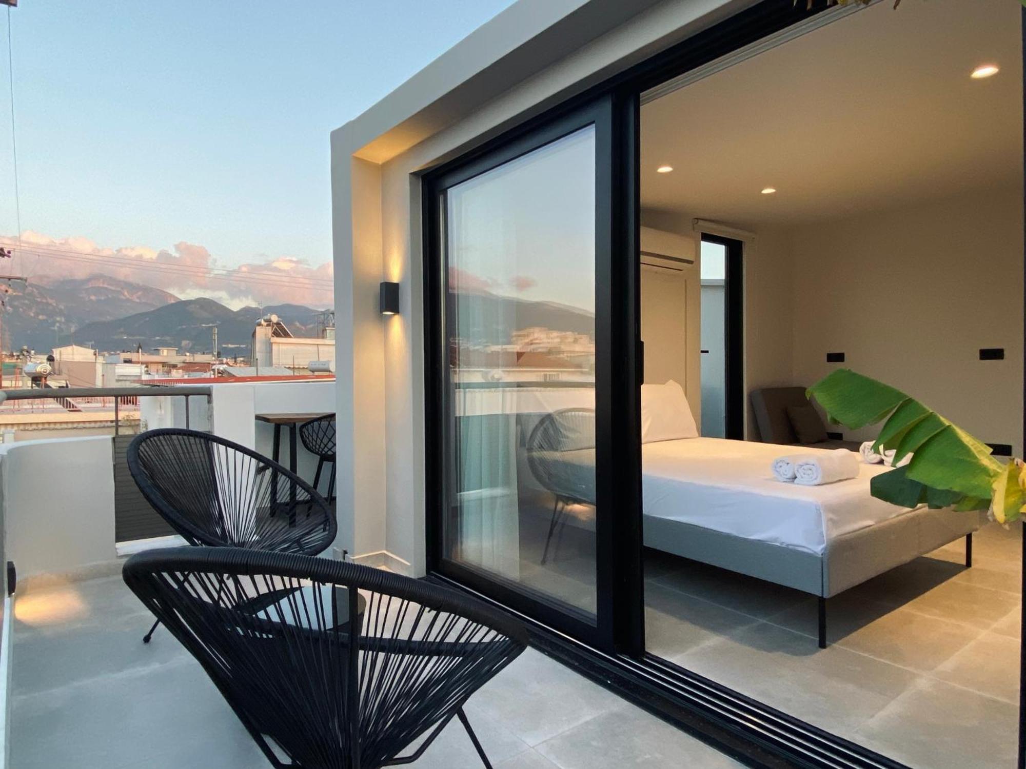 Apartamento Hyperion Penthouse Patras Exterior foto